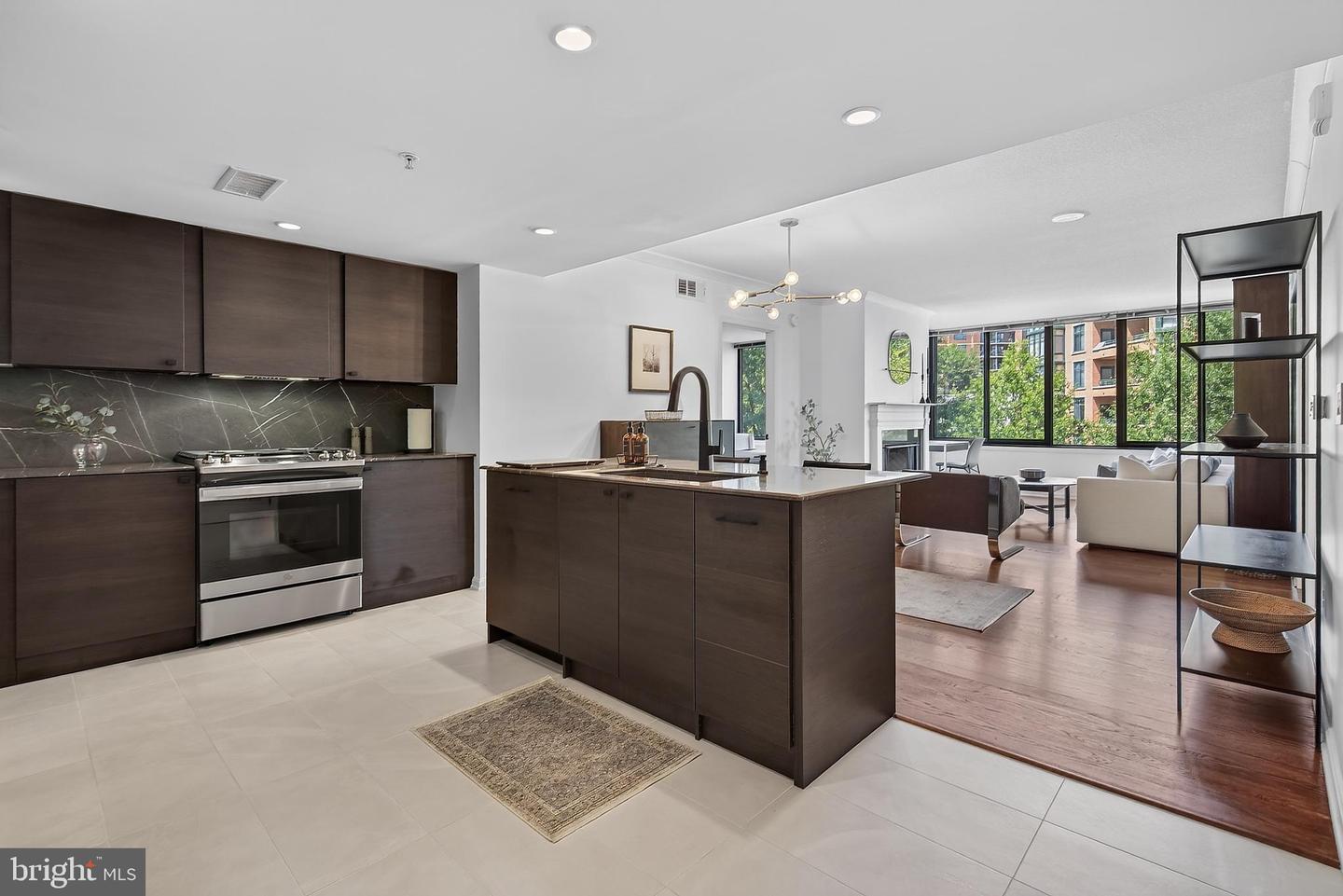 2220 Fairfax Drive Unit 406, Arlington, VA, 22201
