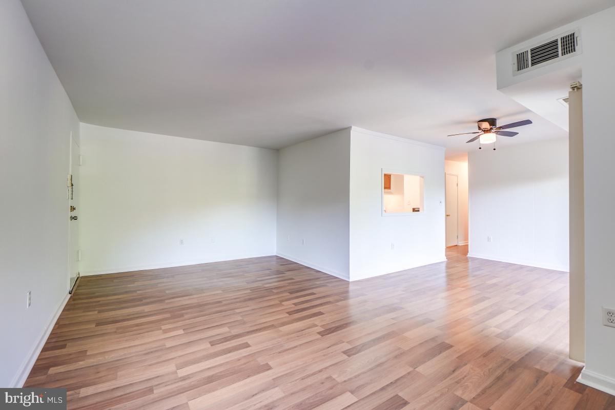 Photo 6 of 30 of 12305 BRAXFIELD CT #408 condo