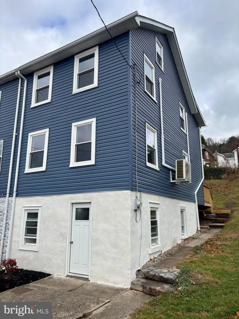 253 Main Street, Parryville, PA, 18244