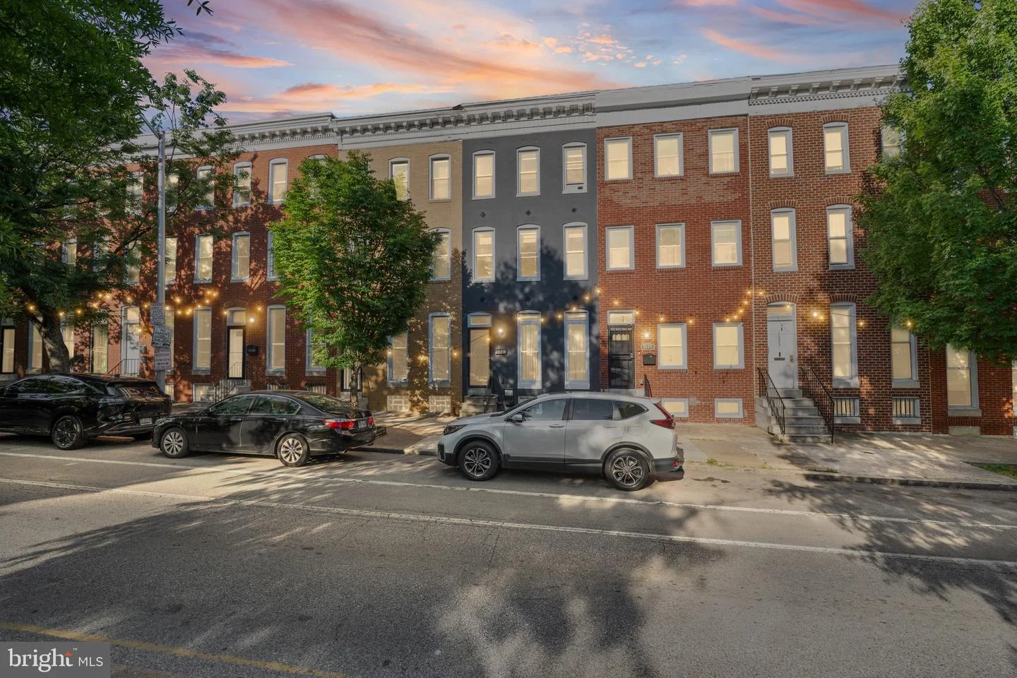 1027 N Broadway