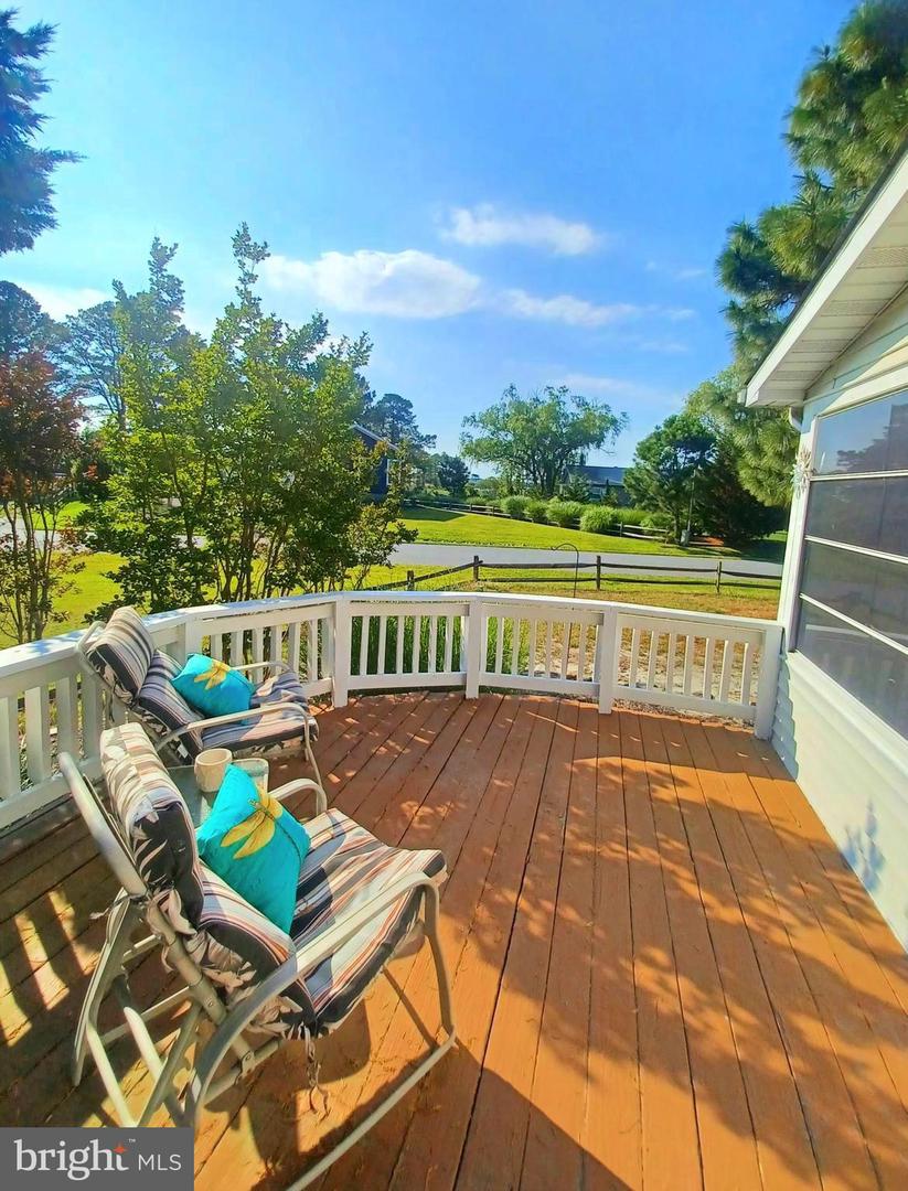 Photo 14 of 48 of 26574 Driftwood Dr #36369 mobile home