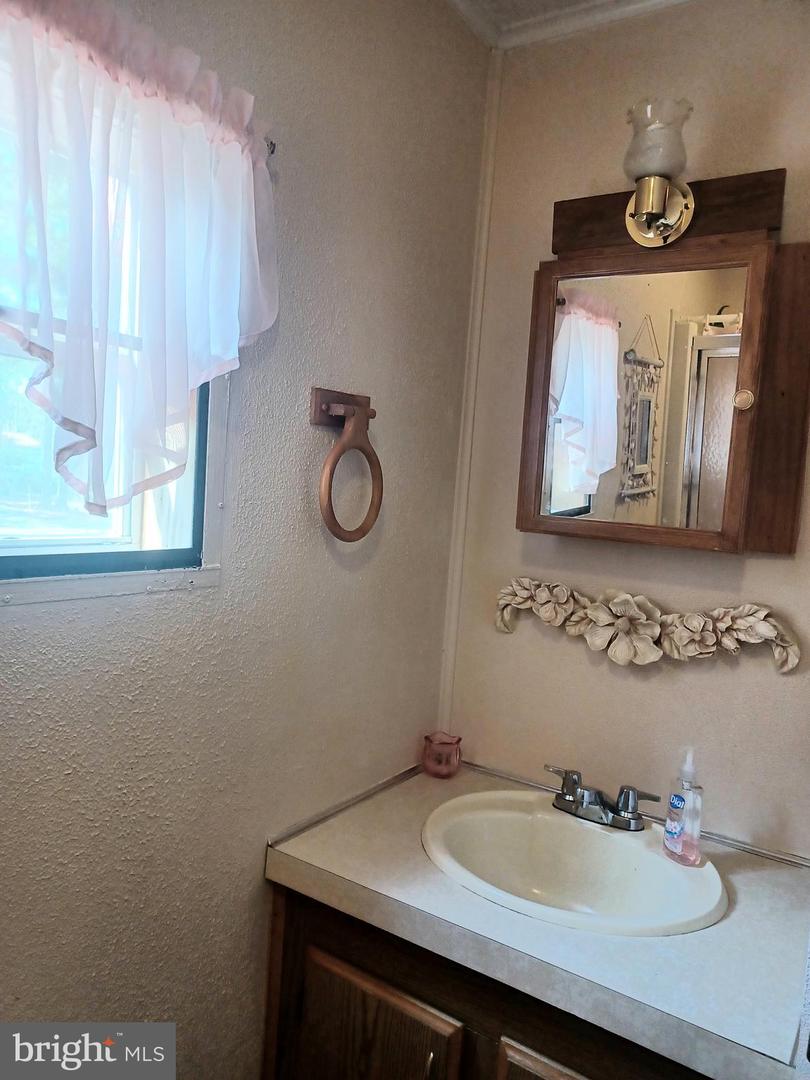 Photo 27 of 48 of 26574 Driftwood Dr #36369 mobile home