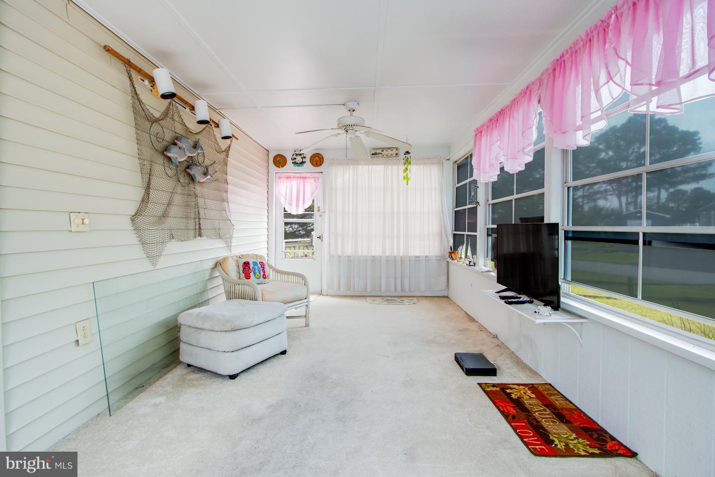 Photo 28 of 48 of 26574 Driftwood Dr #36369 mobile home