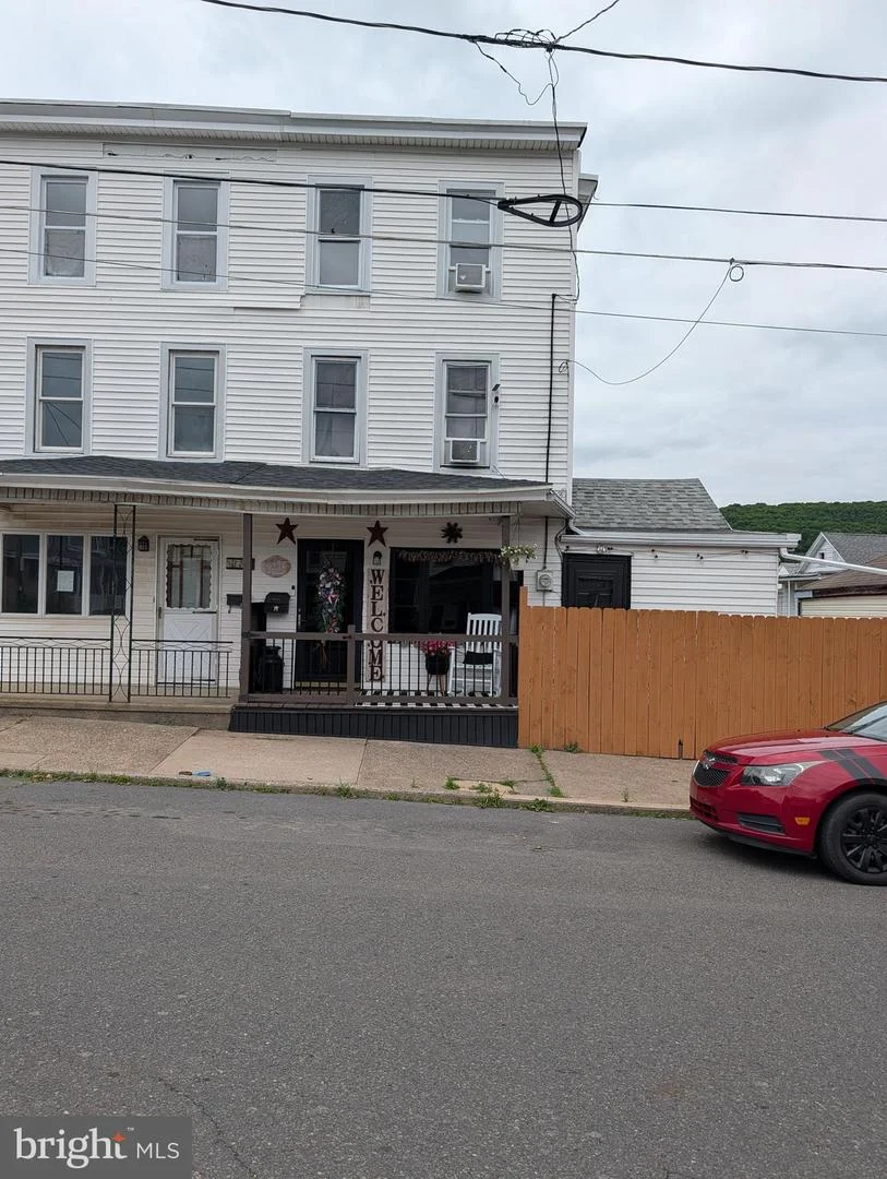 331 E 3rd Street