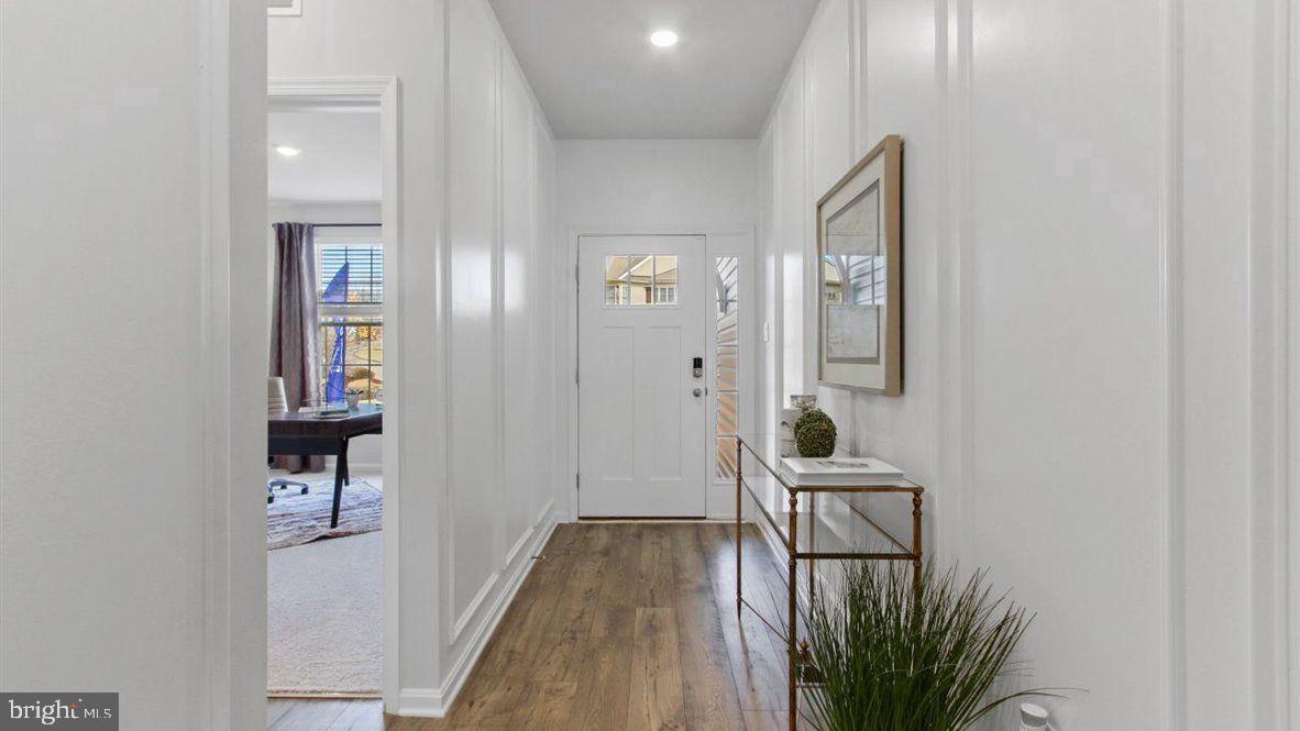Photo 3 of 19 of 217 Haven Dr house