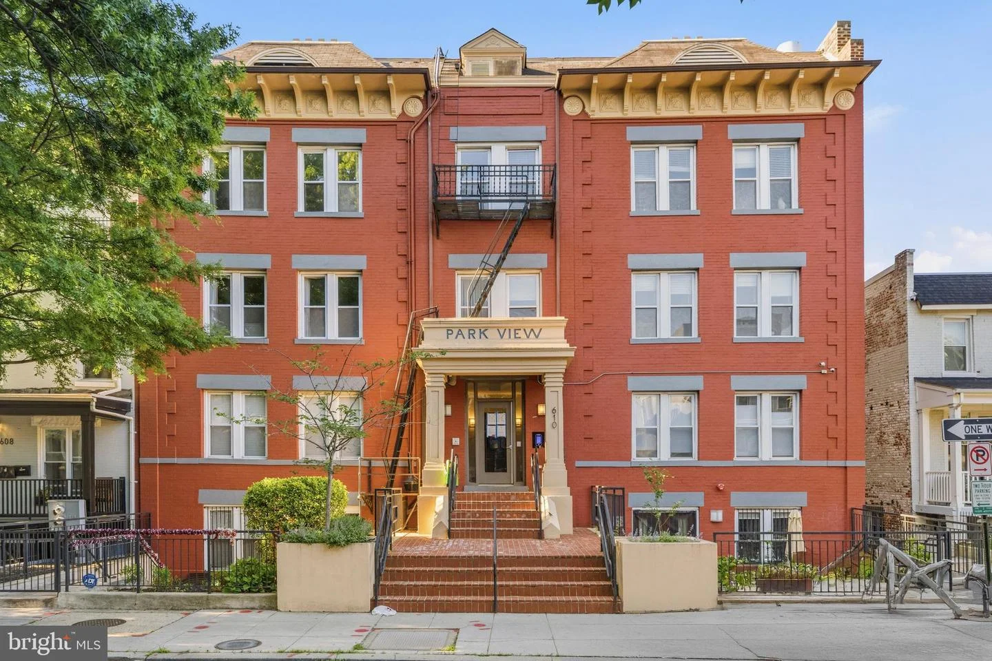 610 Irving Street NW Unit 105