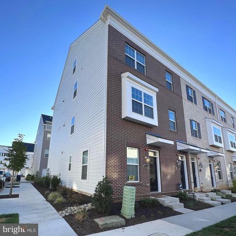 Townhouse in Bensalem PA 119 A King Street.jpg