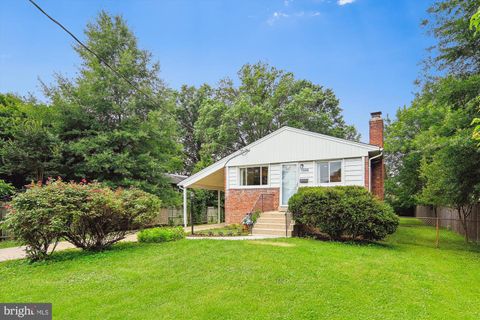 Single Family Residence in Arlington VA 1506 Nelson STREET.jpg