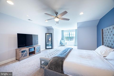 Townhouse in Media PA 50 Skylar CIRCLE 45.jpg