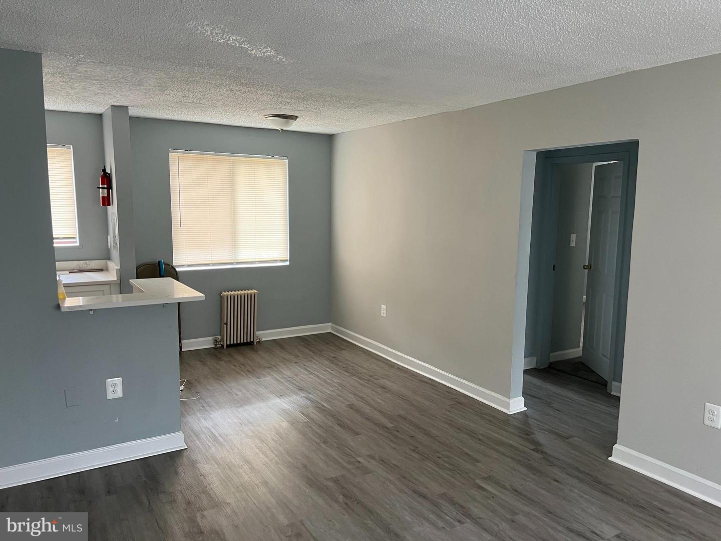 Photo 3 of 14 of 4715 1st St SW #203 condo