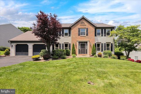 Single Family Residence in Reading PA 124 Park Place Drive Dr.jpg