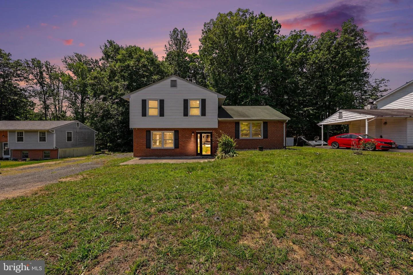 17 Willow Lane Ln