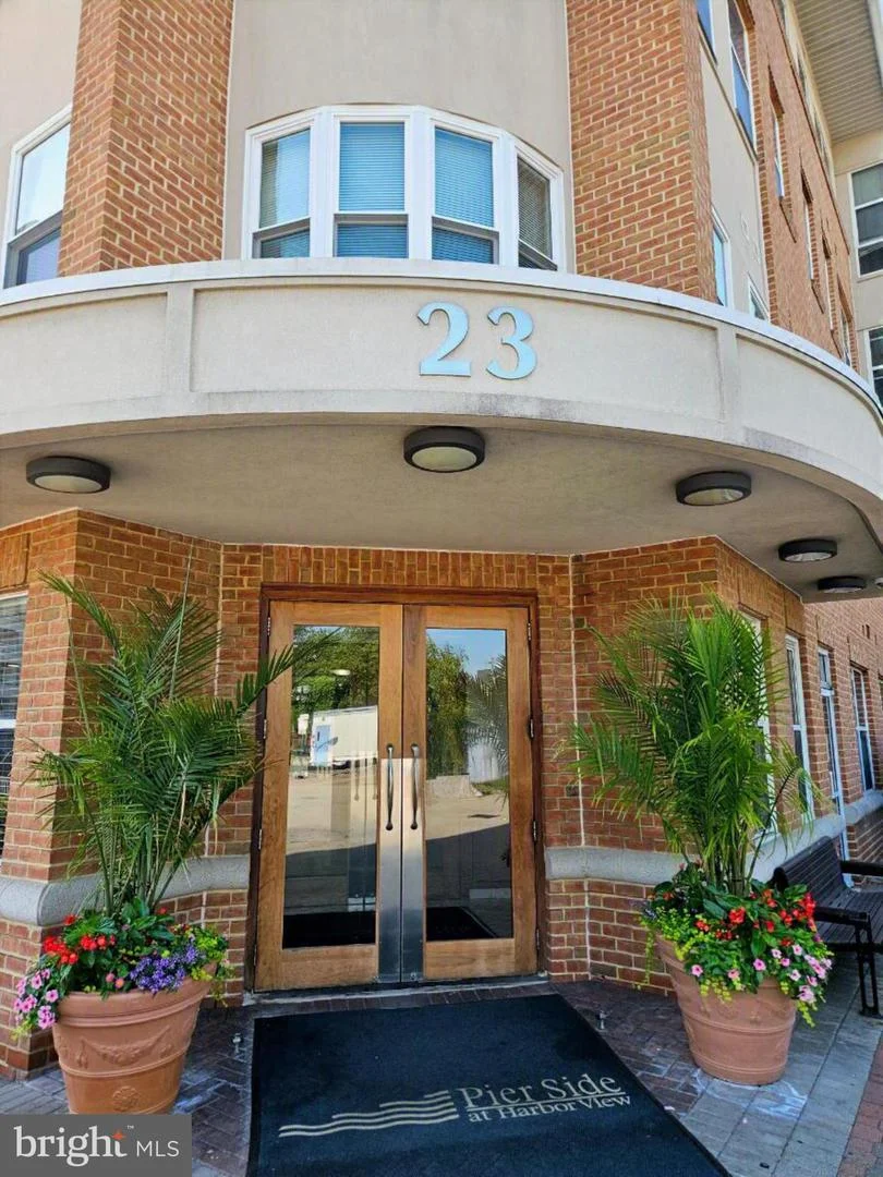23 Pierside Drive Unit 411