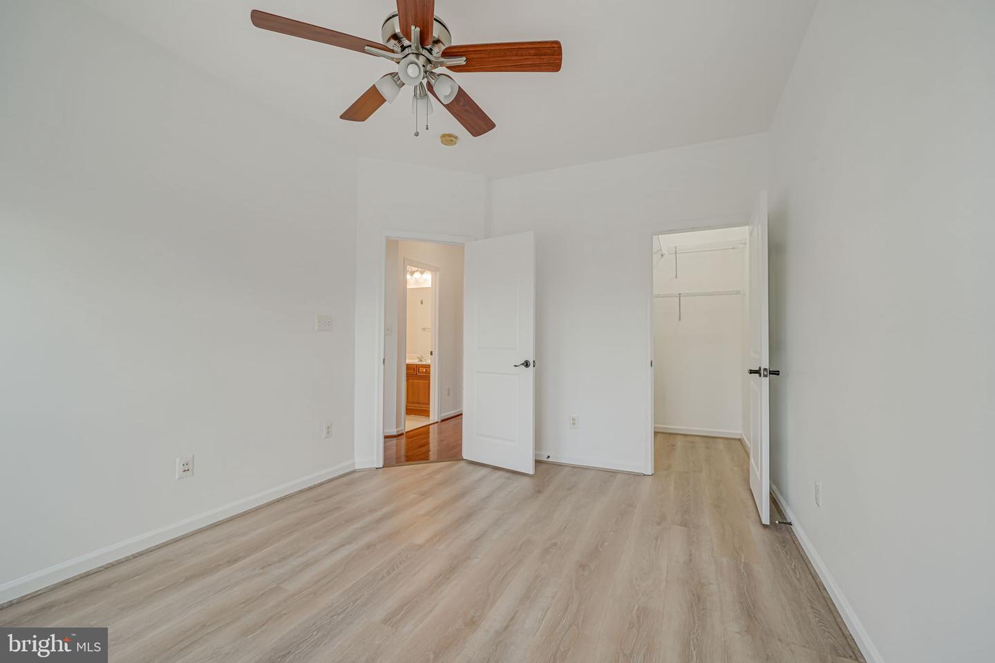 Photo 37 of 46 of 14117 Catbird Dr townhome
