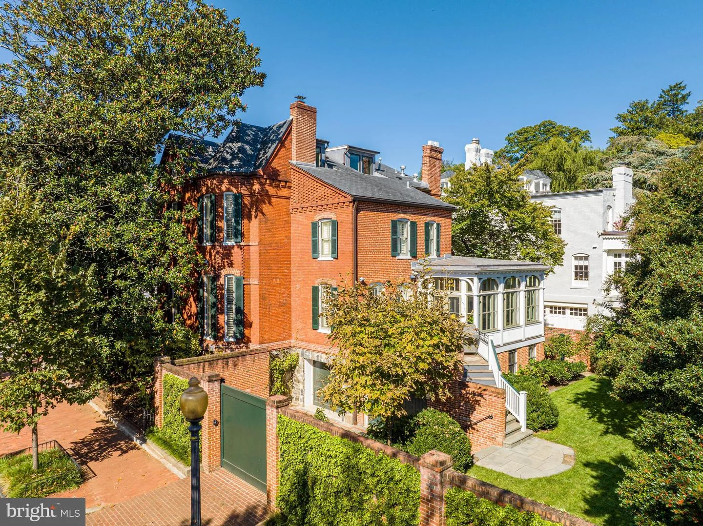 1601 28th Street NW