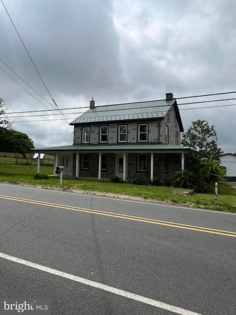 572 Old Rte 22, Lenhartsville, PA, 19534