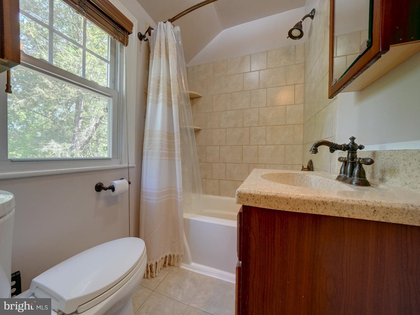 Photo 20 of 45 of 10034 Tenbrook Dr house