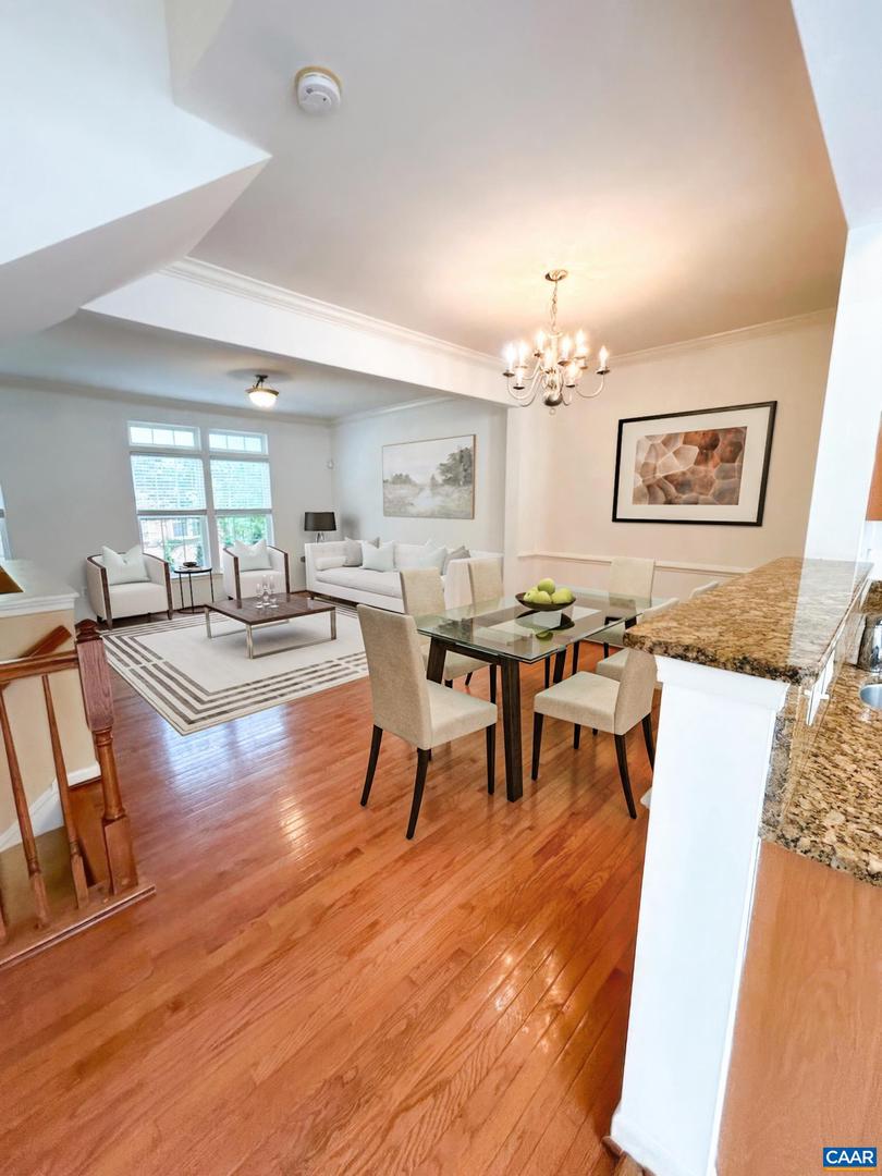 Photo 7 of 26 of 927 Bing Ln townhome