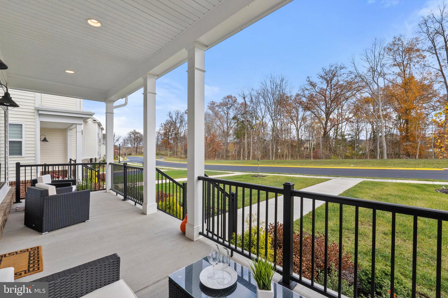 23287 Glenwood Heights Circle, Brambleton, Virginia image 39