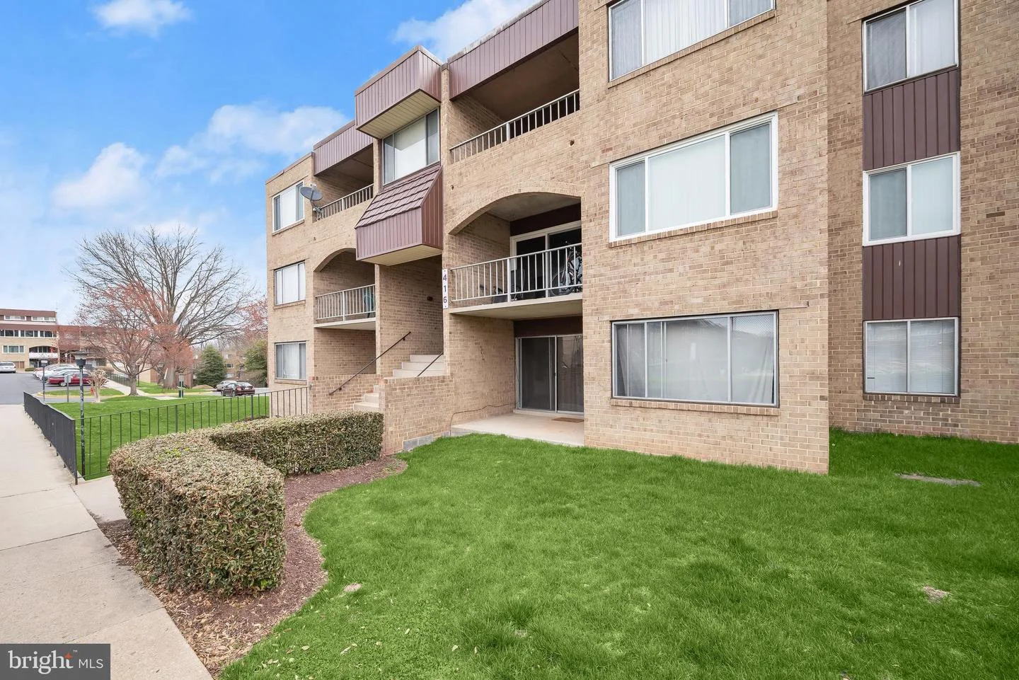 416 Girard Street Unit T2