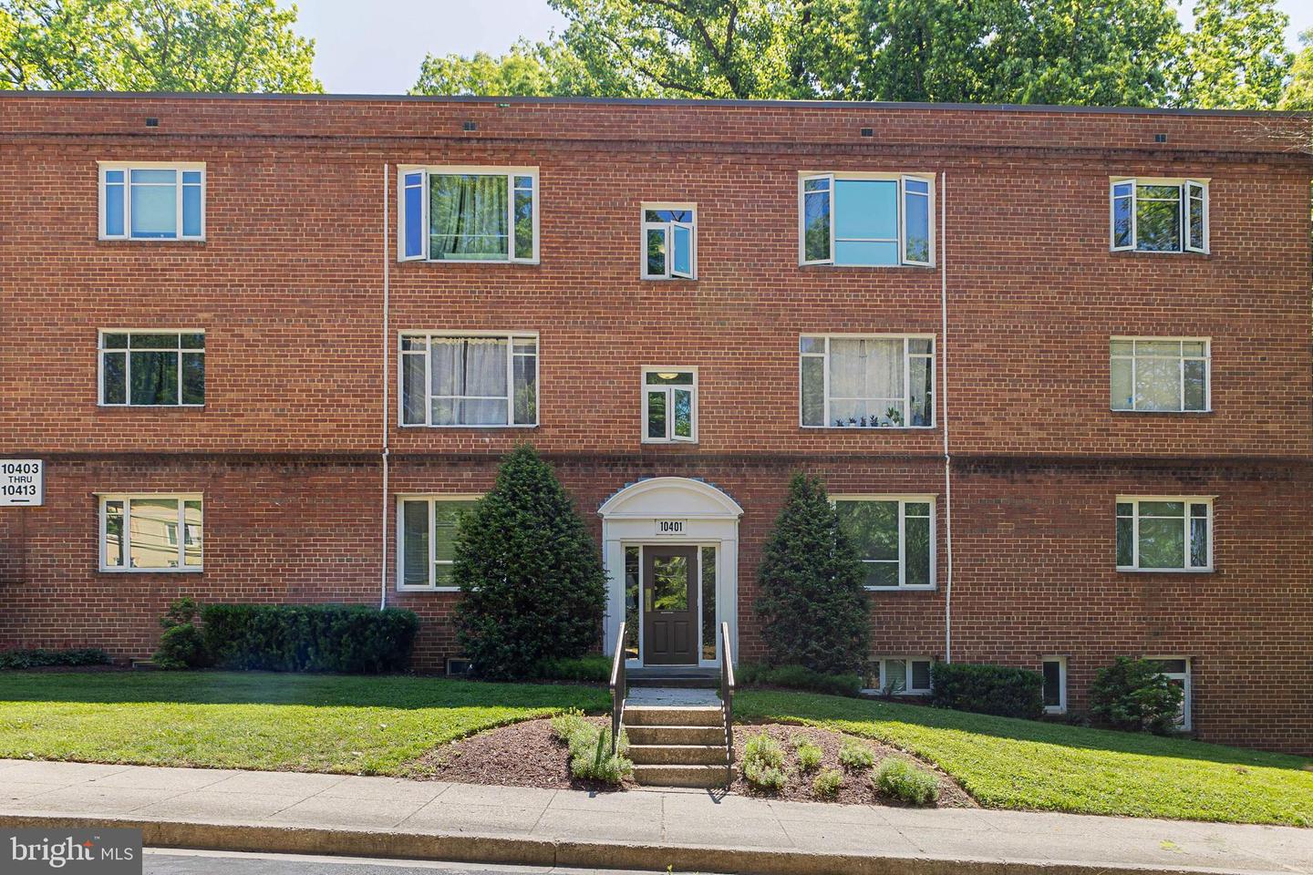10401 Montrose Ave #10401