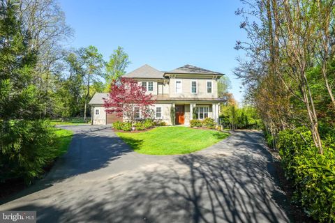 2022 Rockingham St McLean VA 22101