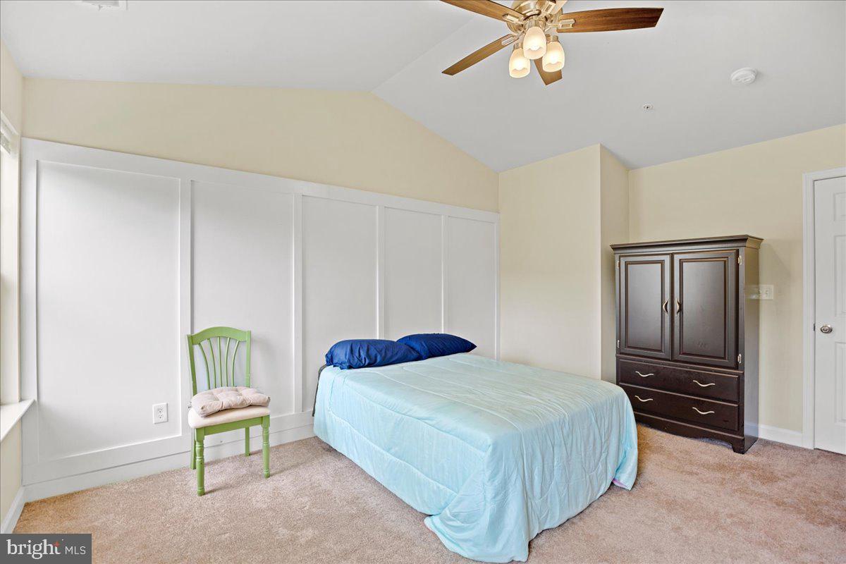 Photo 19 of 43 of 524 English Oak Ln townhome