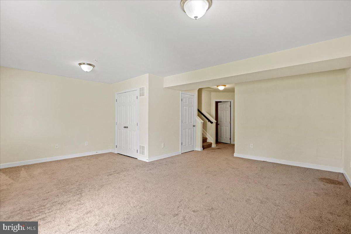 Photo 30 of 43 of 524 English Oak Ln townhome