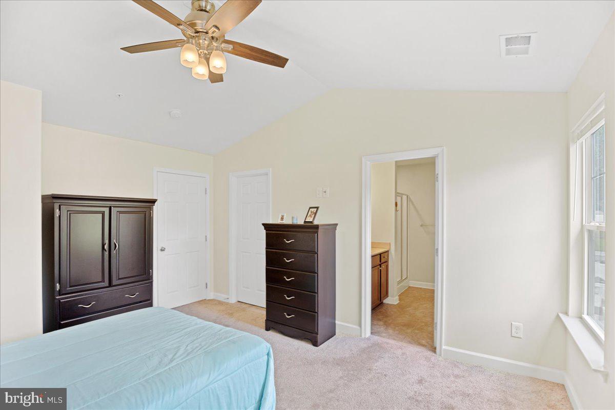 Photo 20 of 43 of 524 English Oak Ln townhome