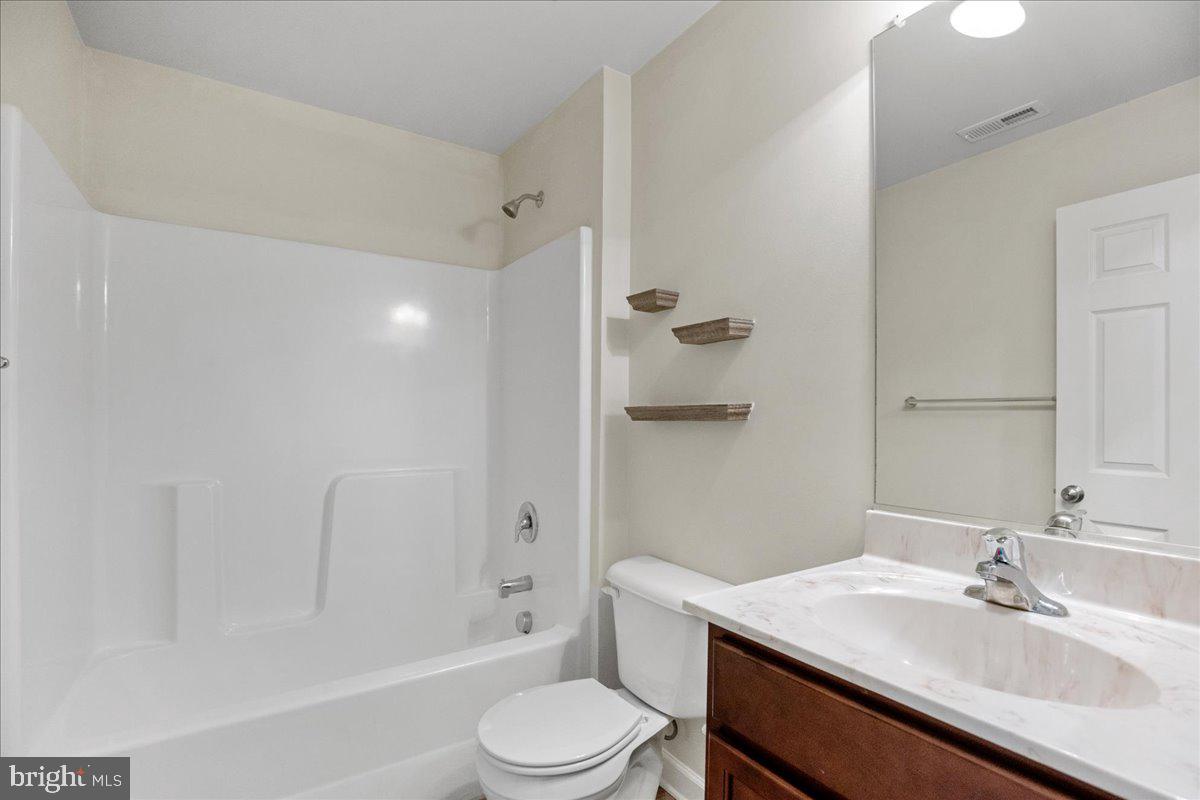 Photo 33 of 43 of 524 English Oak Ln townhome