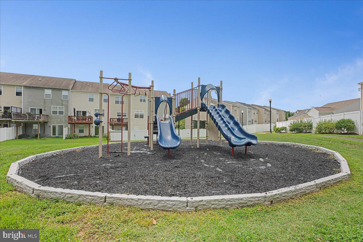 Photo 42 of 43 of 524 English Oak Ln townhome