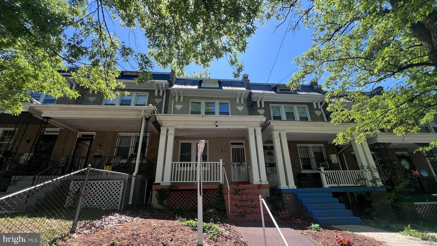 432 Crittenden Street NW