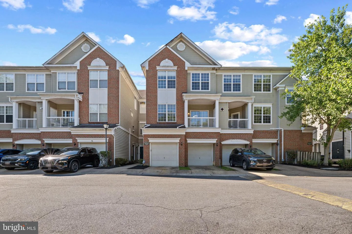 14707 Hampshire Hall Court Unit 204