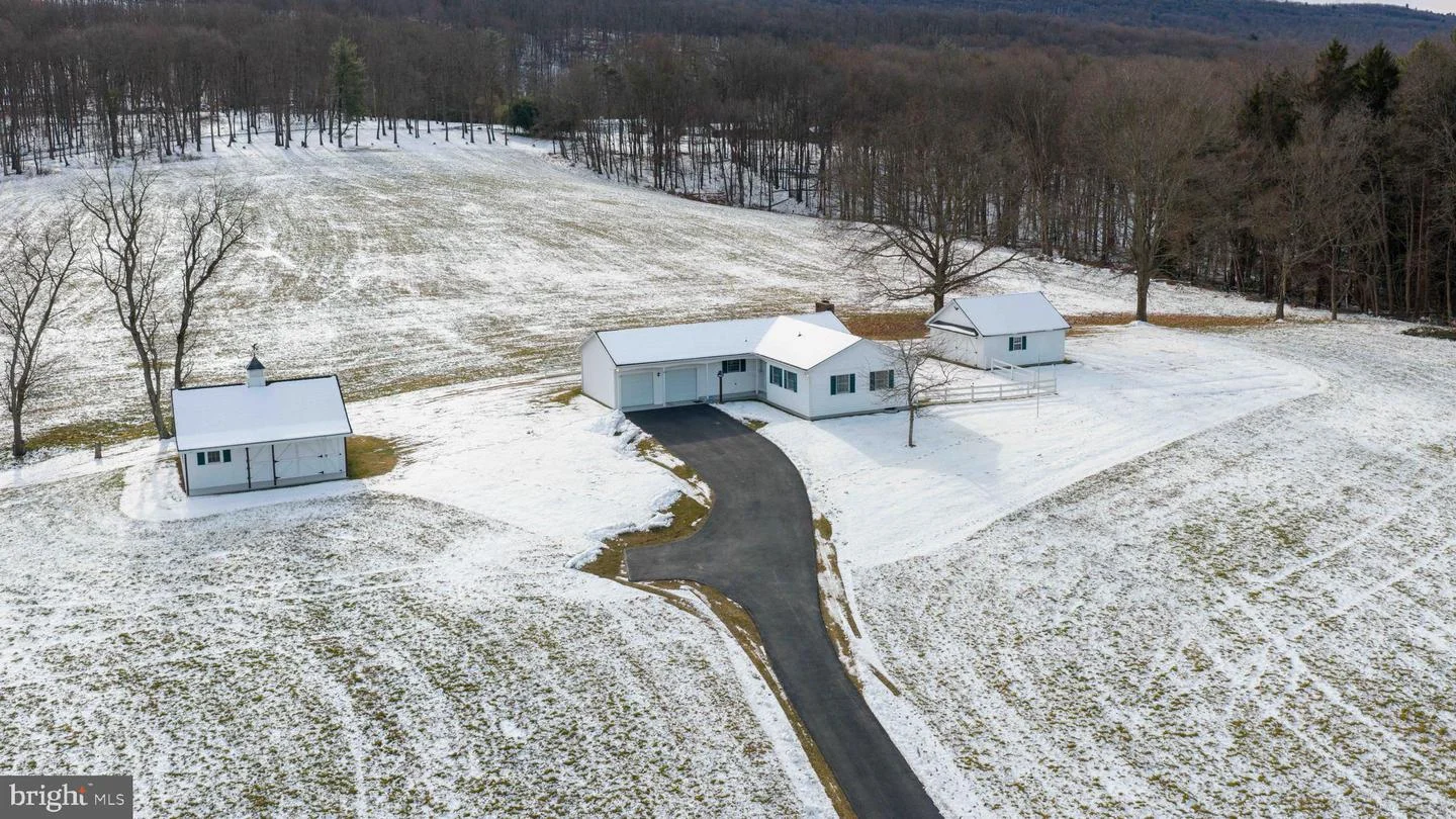 475 Lesentier Lane