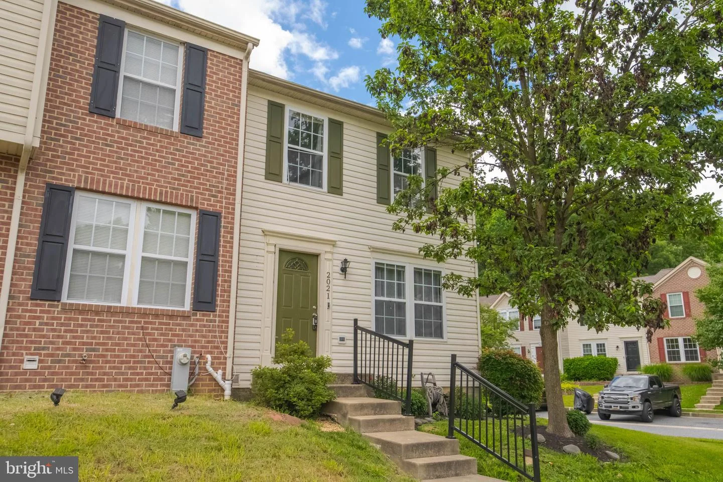 2021 Hackberry Road