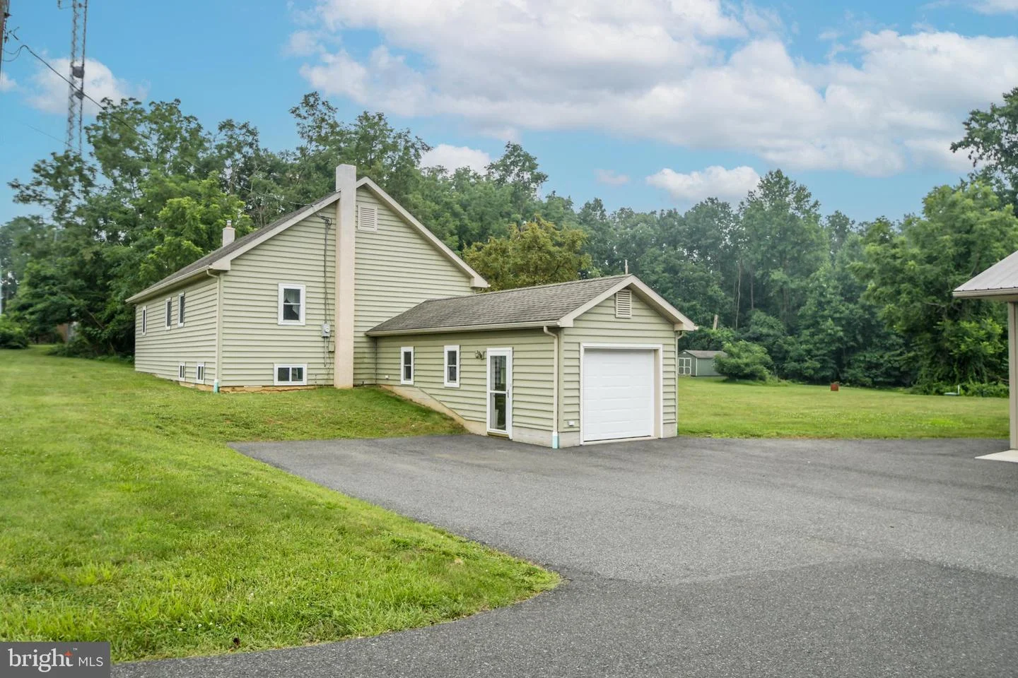 2016 Adams Road, East Greenville, PA, 18041