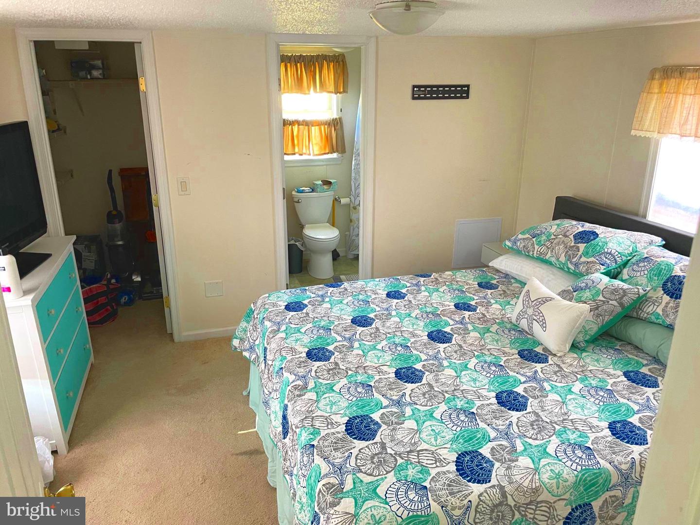 Photo 6 of 17 of 35146 Seahawk Ln #44432 mobile home