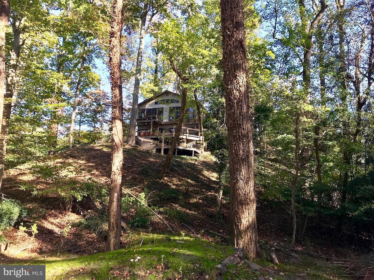 1534 Circle Dr