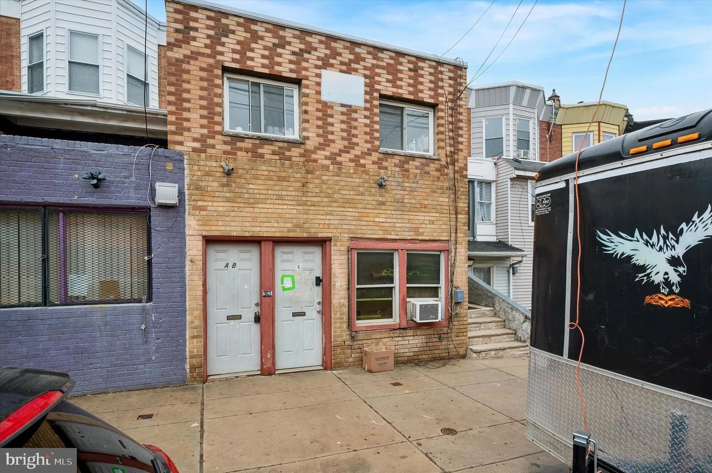 6141 Lansdowne Avenue
