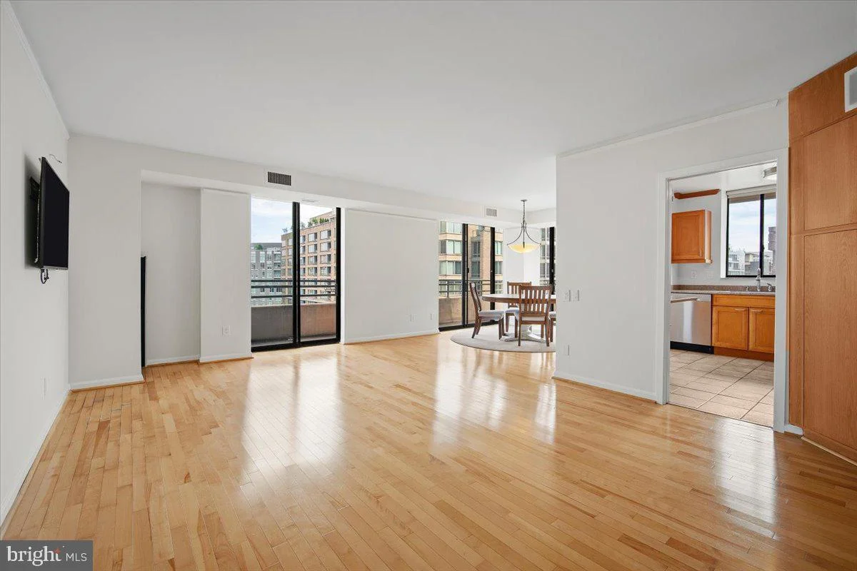 1200 23rd St NW Unit 810