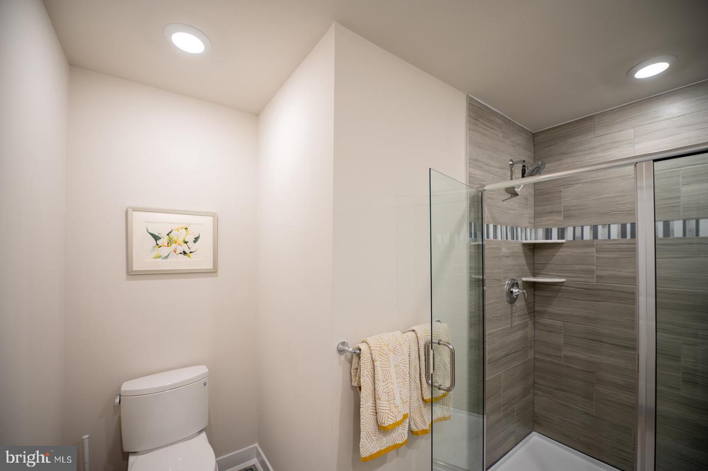 Photo 11 of 27 of 916 Anvil Ct townhome