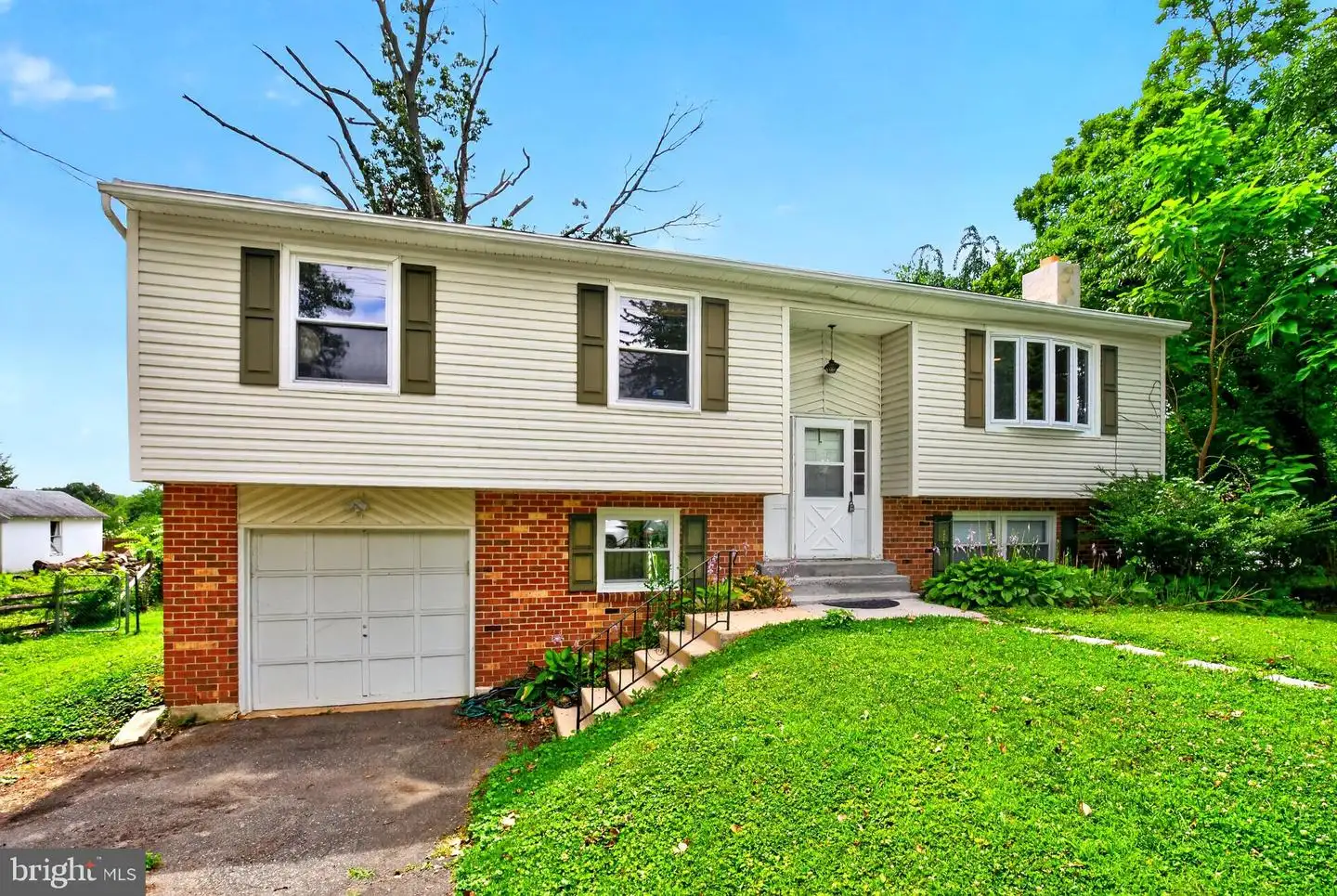 1745 Larkin Road, Upper Chichester, PA, 19061