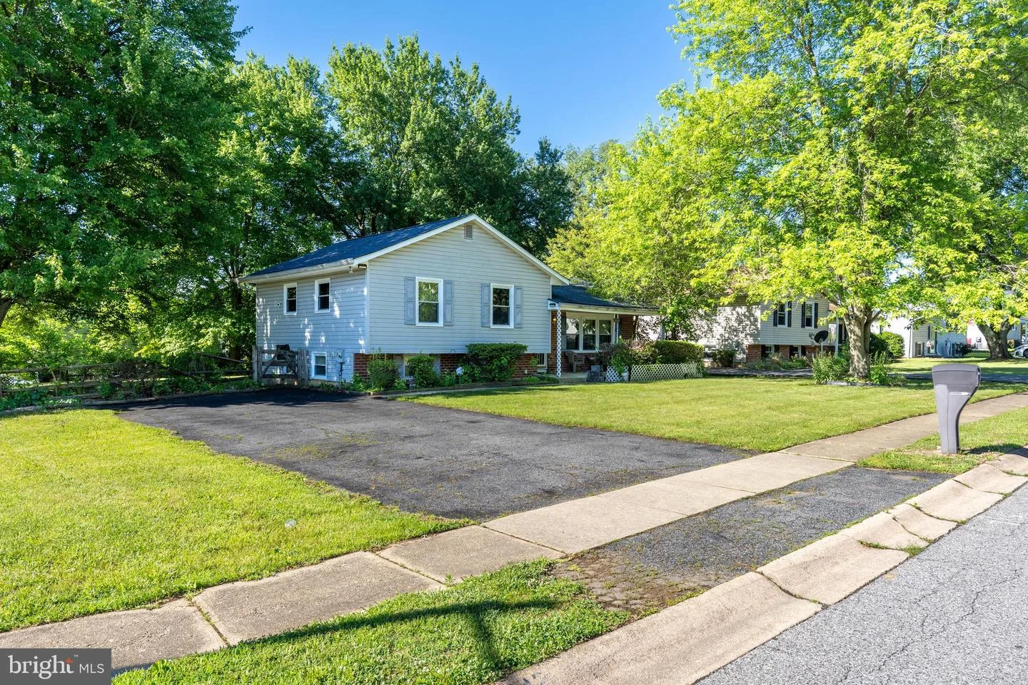 242 Courtney Drive
