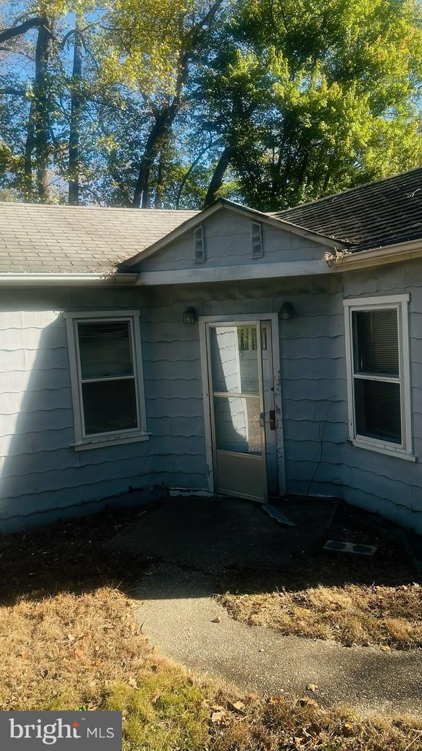 8281 Washington Blvd