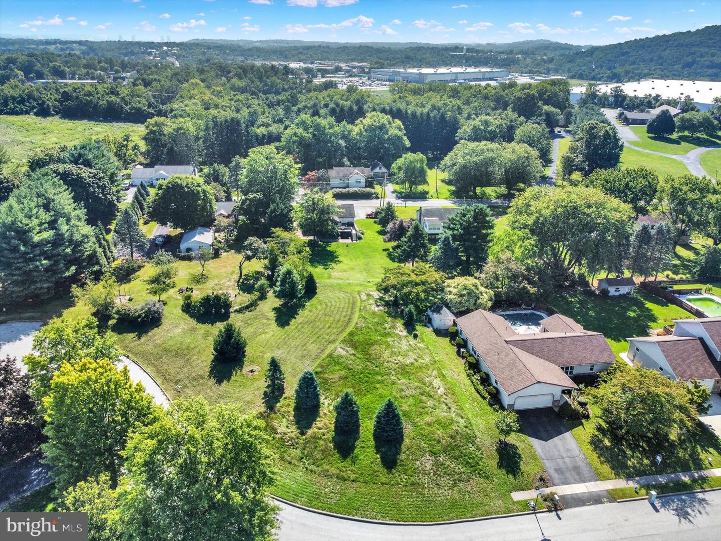 Catherine Court, Lewisberry, Pennsylvania image 4