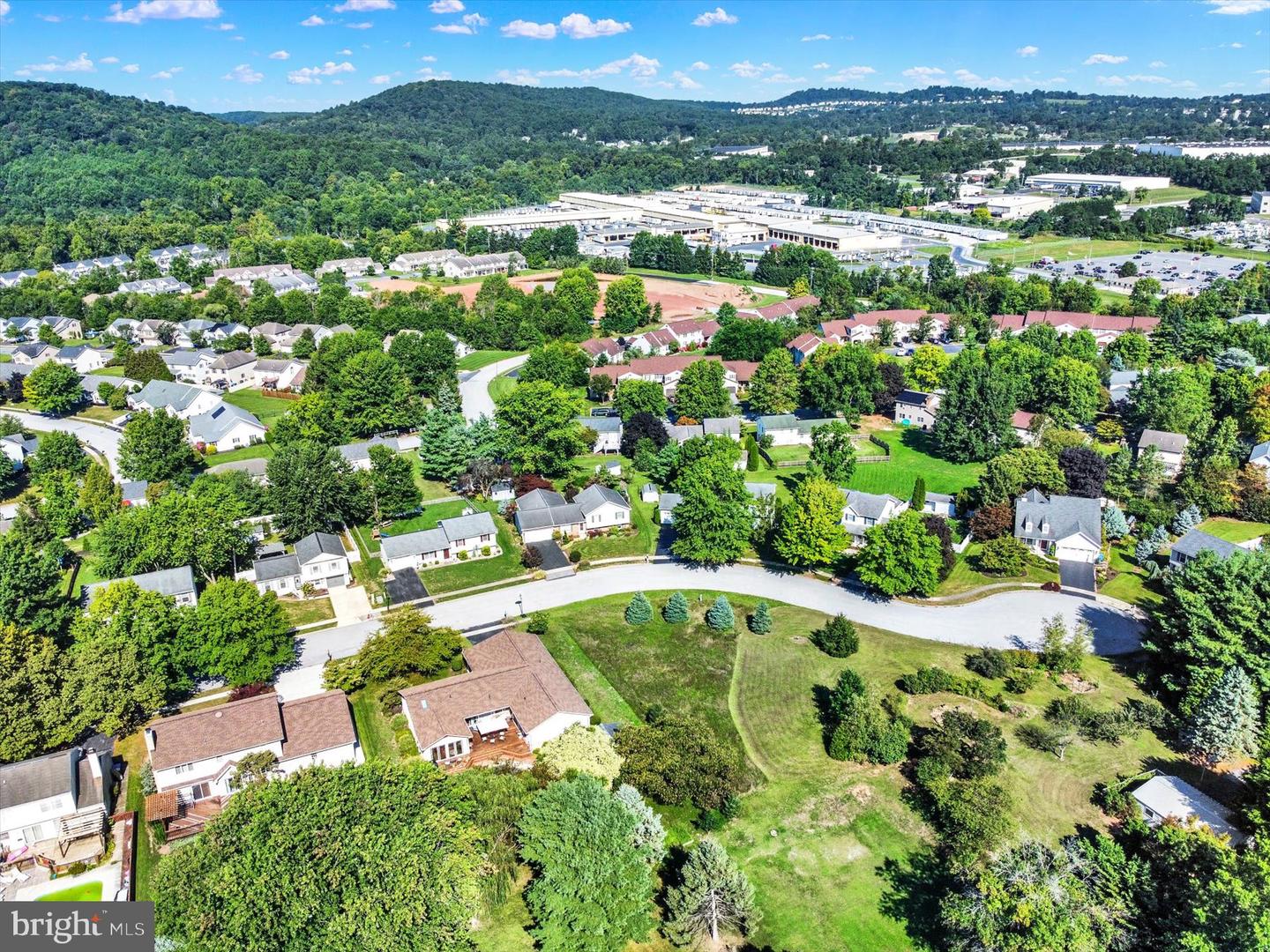 Catherine Court, Lewisberry, Pennsylvania image 9