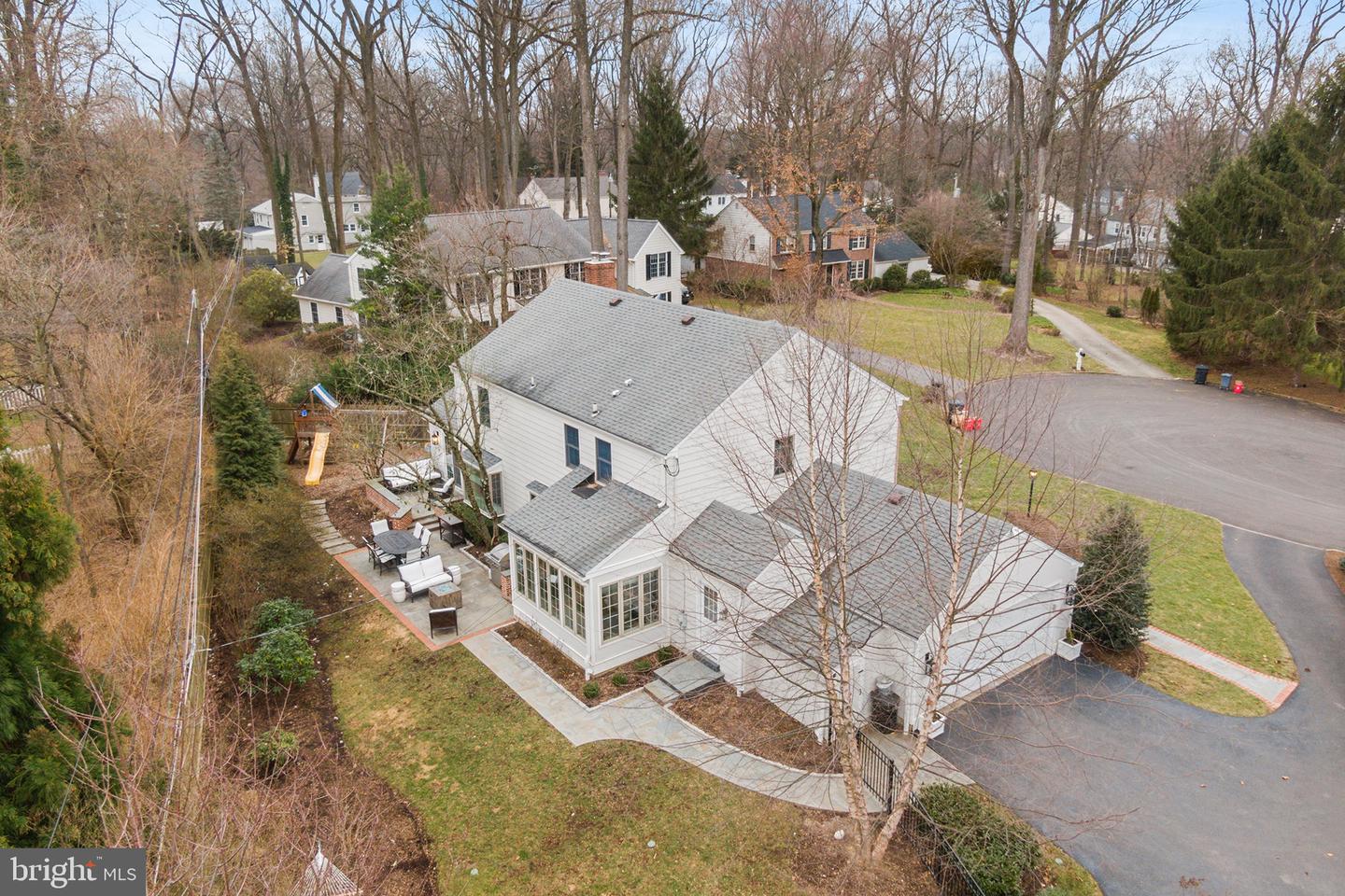 Photo 4 of 43 of 393 Colket Ln house