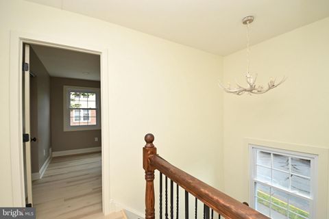 Townhouse in Fairfax VA 4702 Forestdale DRIVE 15.jpg