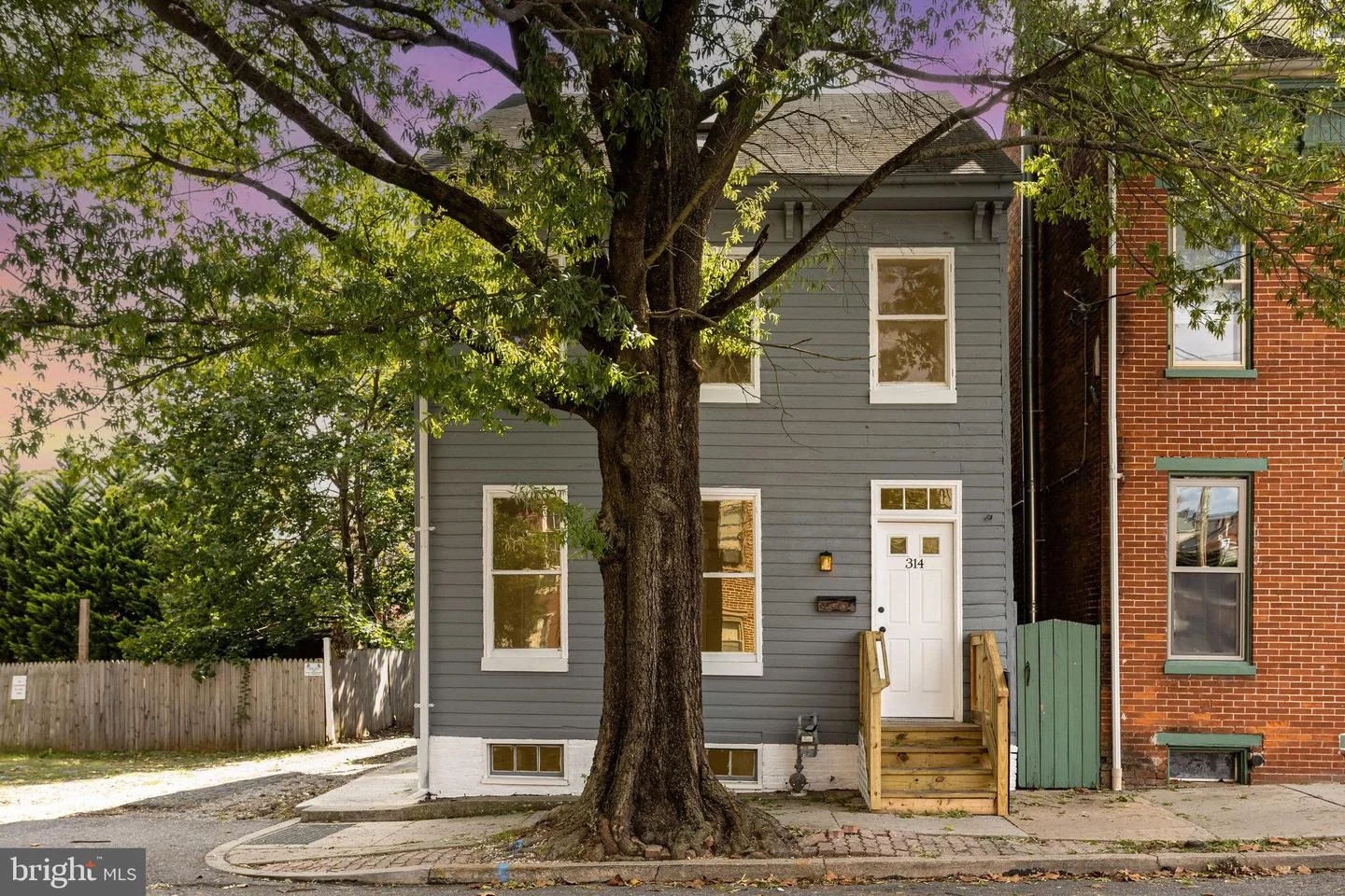 314 W King Street