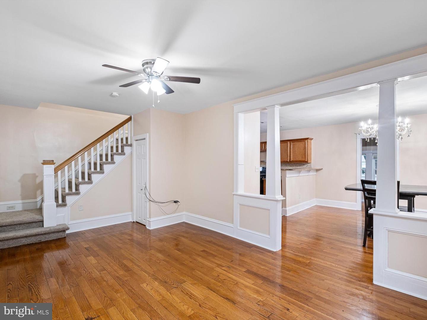 Photo 4 of 20 of 2 Brookview Ave house
